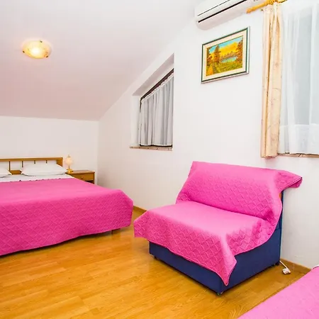 Apartmani Pava Omis Exterior photo
