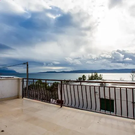 Apartmani Pava Omis Exterior photo