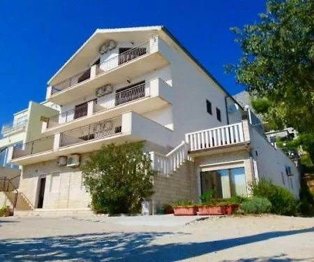 Apartmani Pava Omis Exterior photo